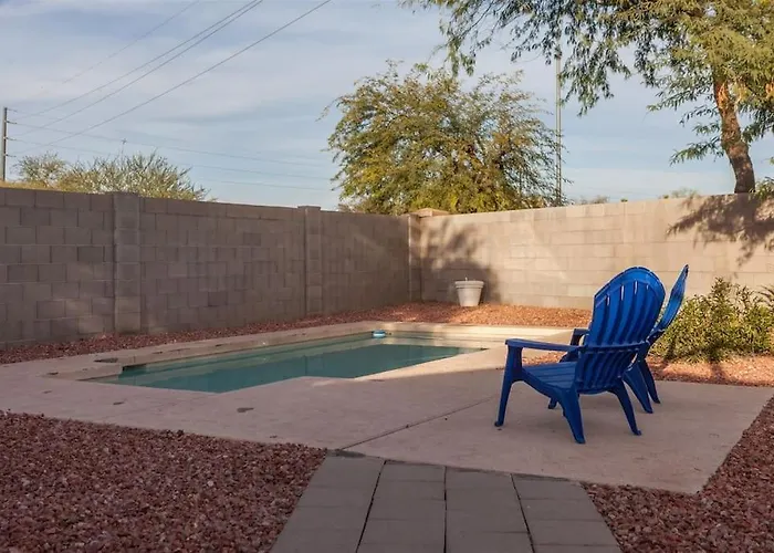 Cozy House Near Stadium With Pool Heater, Bbq *